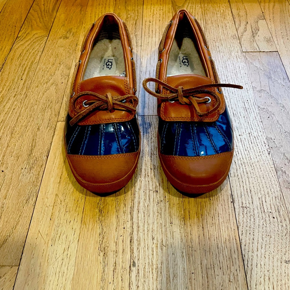 Ugg rain shoes
